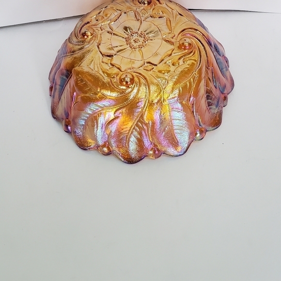 Vintage Indiana Amber Carnival Glass Scalloped Floral Bowl - Picture 2 of 4